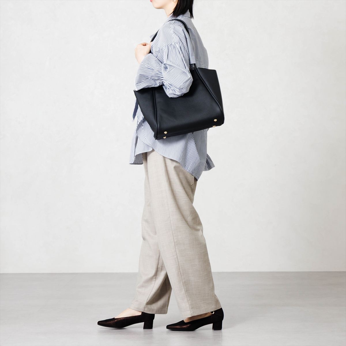《予約／9月下旬入荷予定》【26AW】A4対応ベーシックトートバッグ/661380