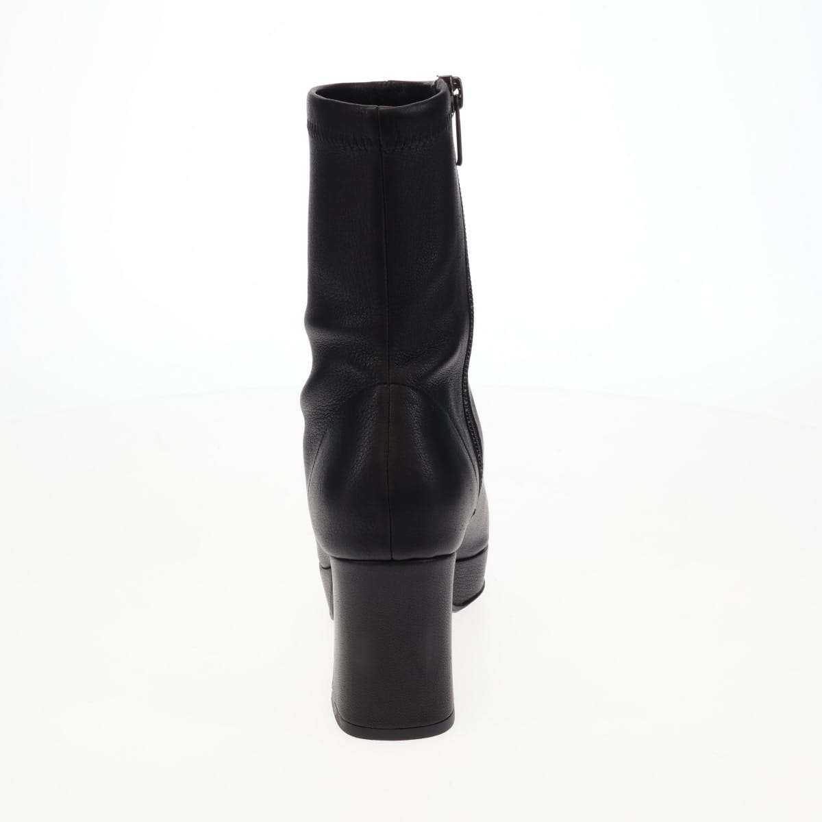 《予約／10月中旬入荷予定》【26AW】ストームストレッチレザーブーツ/661404