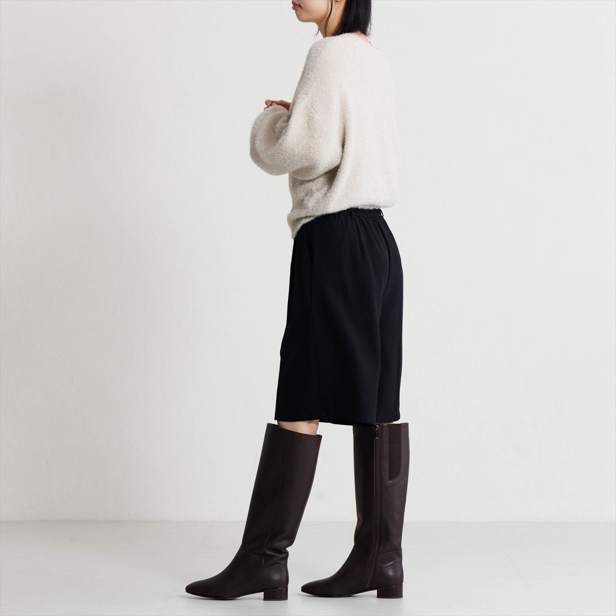 《予約／10月下旬入荷予定》【26AW】スクエアトゥロングブーツ/661411