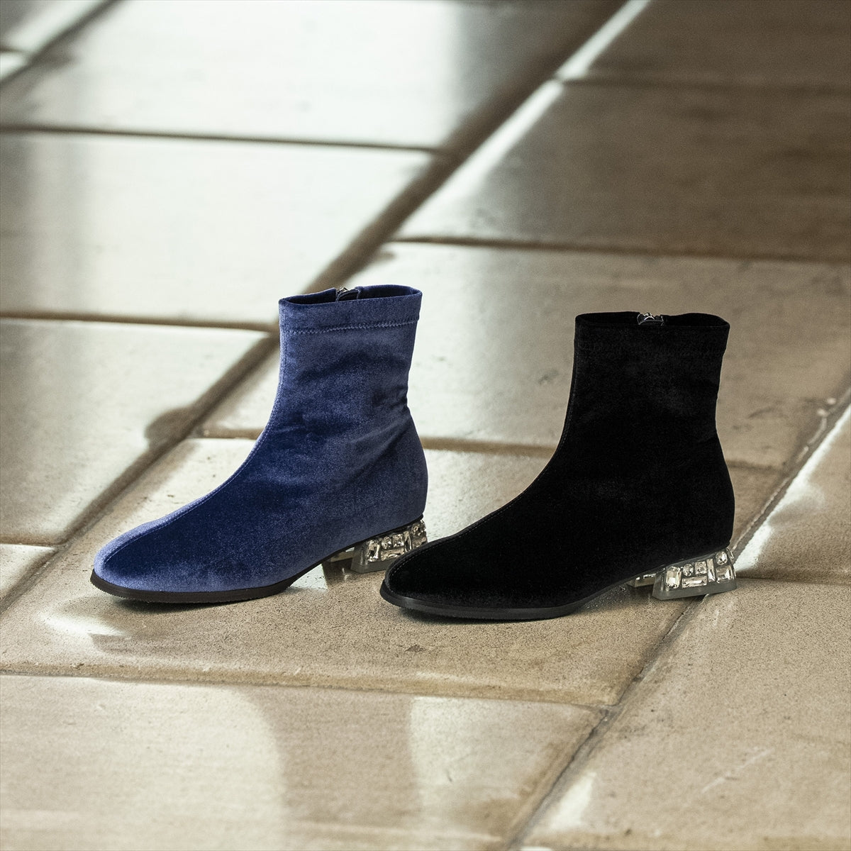 《予約／10月中旬入荷予定》【26AW】HANAEMORI×HIMIKO ビジューヒールストレッチブーツ/661425