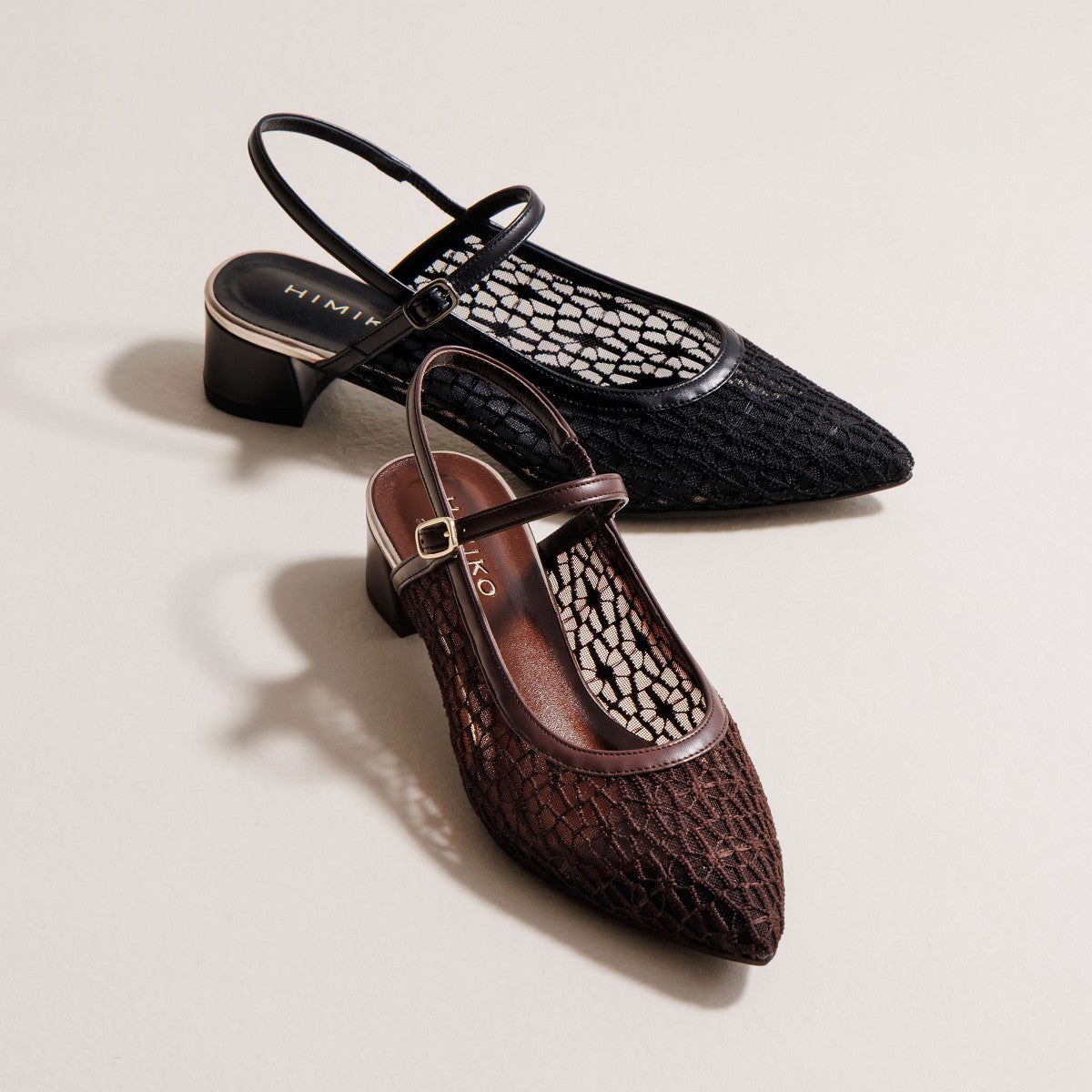 《予約/3月下旬入荷予定》ポインテッドトゥチュールバックストラップ/661505