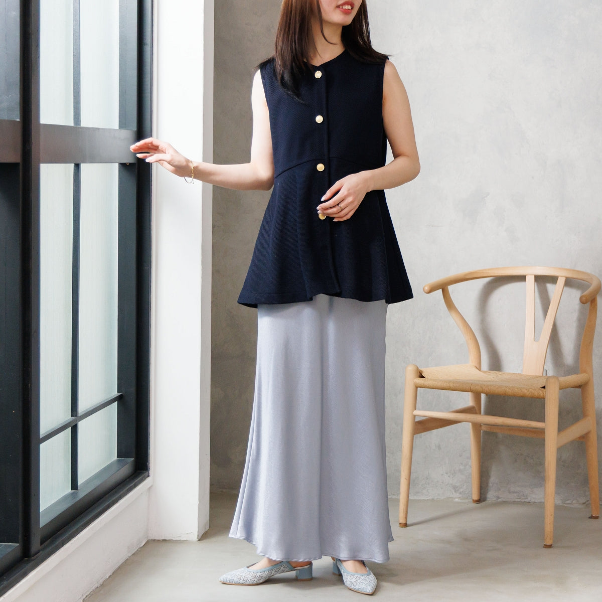 《予約/3月下旬入荷予定》ポインテッドトゥチュールバックストラップ/661505