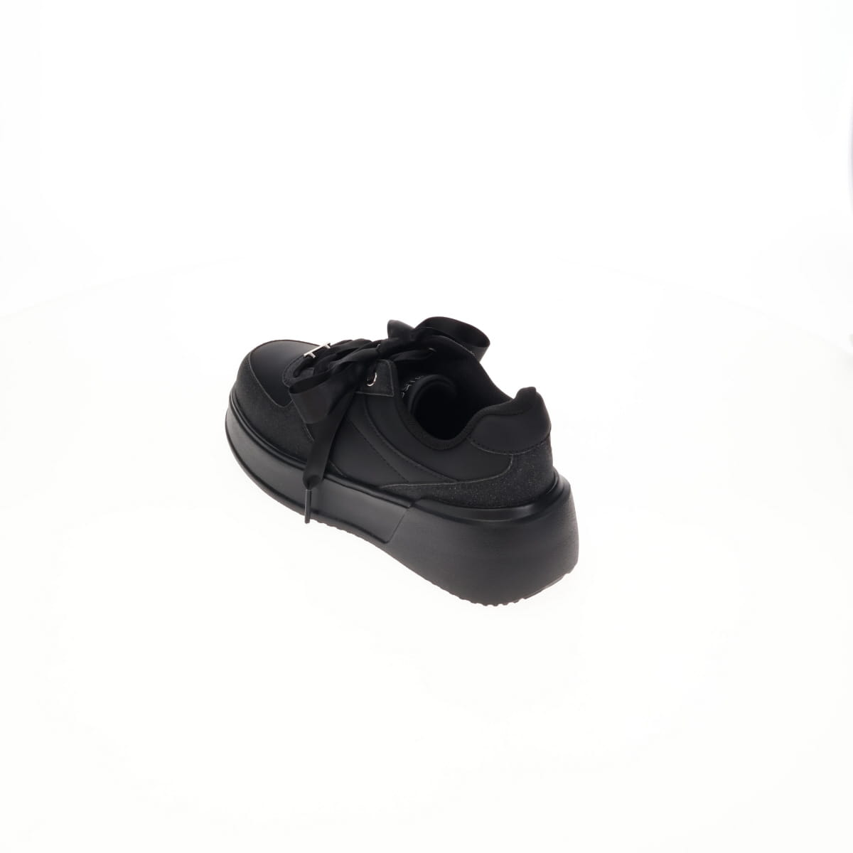 《一部予約／10月中旬入荷予定》【26AW】2WAYレース厚底コートソールスニーカー/667301