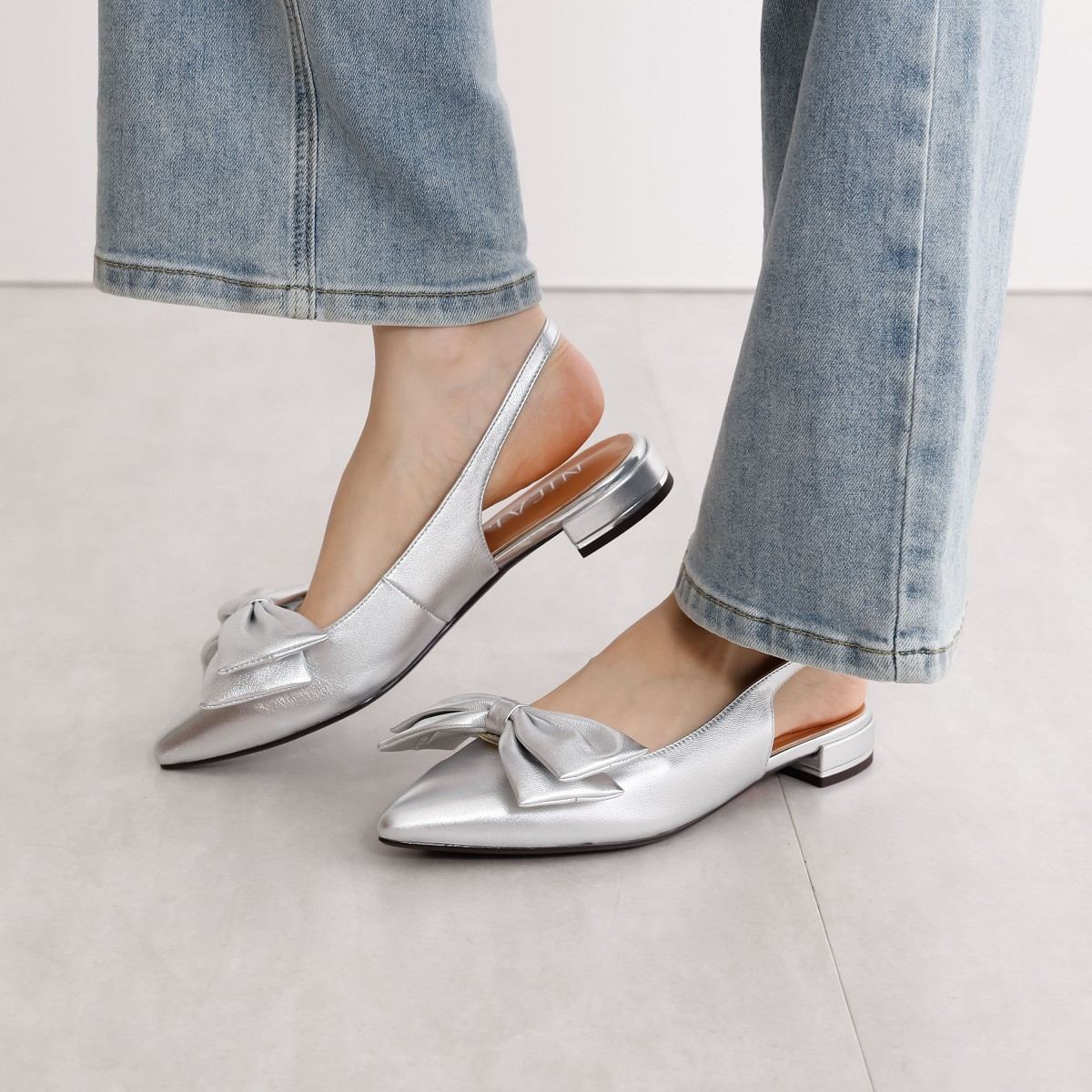 NINA RICCI ニナリッチ バックストラップ ポインテッドトゥパンプス 楽天市場】ニナリッチ (NINA RICCI) ポインテッドトゥパンプス