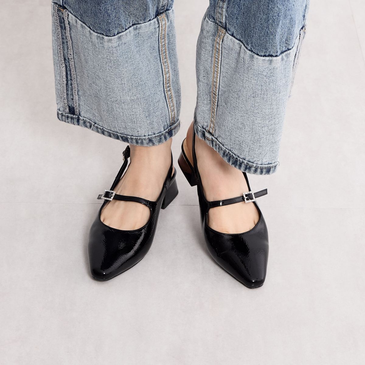 【多めのストラップが可愛い♪】25ss メリージェーン パンプス 再値下げ】【25SS】バックストラップメリージェーンパンプス