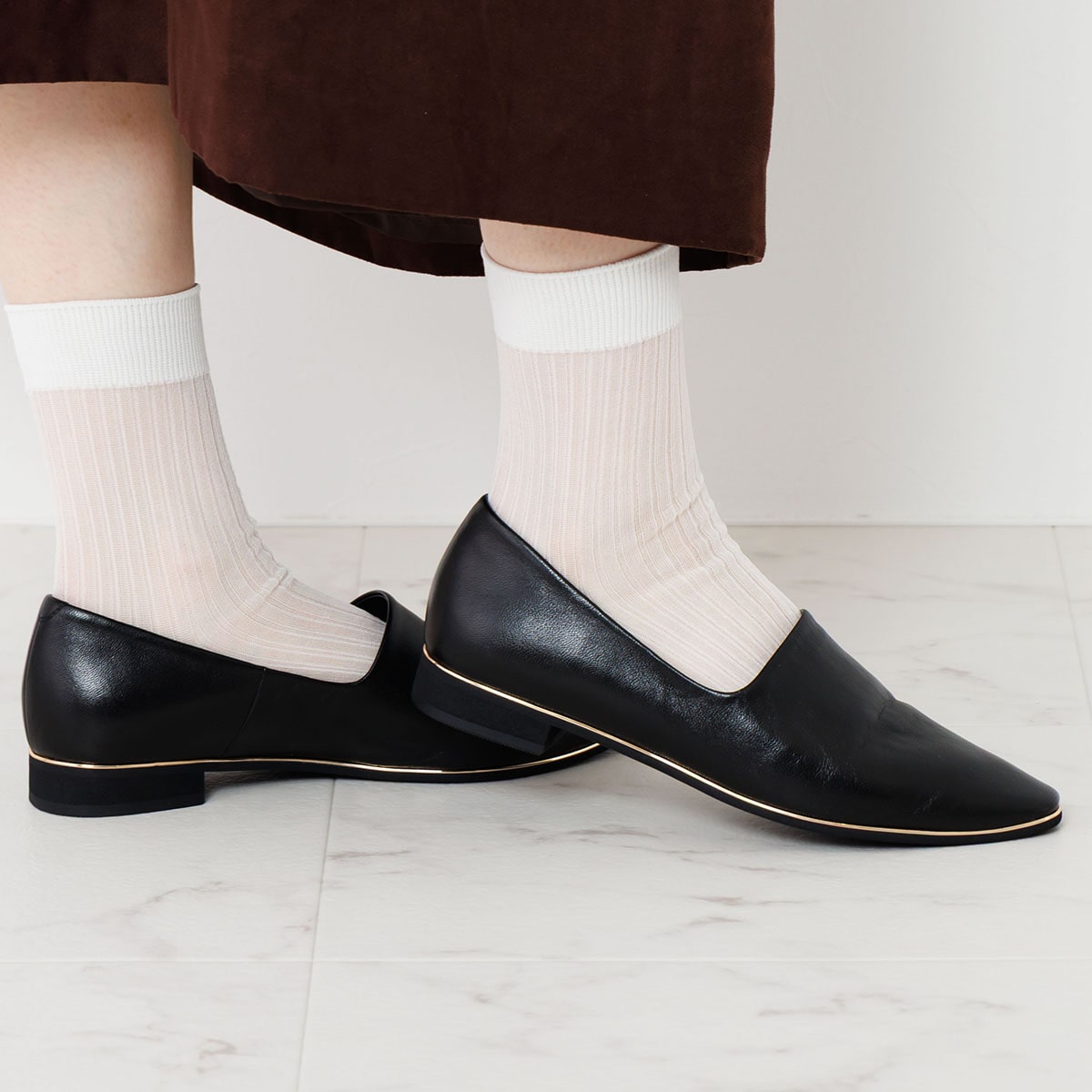【美品】HIMIKO ポインテッドトゥローファー　パンプス22.5 レザー　黒 ヒミコ 卑弥呼 【撥水レザー】ポインテッドトゥパンプス/643102